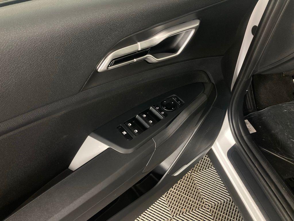 new 2026 Kia Sportage car, priced at $30,580