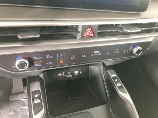 new 2025 Kia Sorento car, priced at $40,307