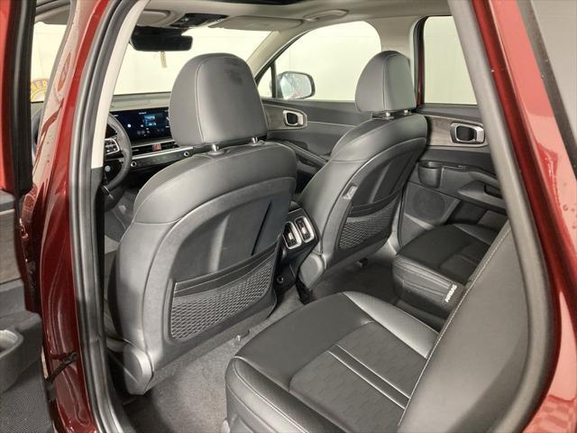 new 2025 Kia Sorento car, priced at $40,307