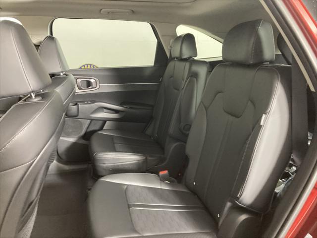 new 2025 Kia Sorento car, priced at $40,307