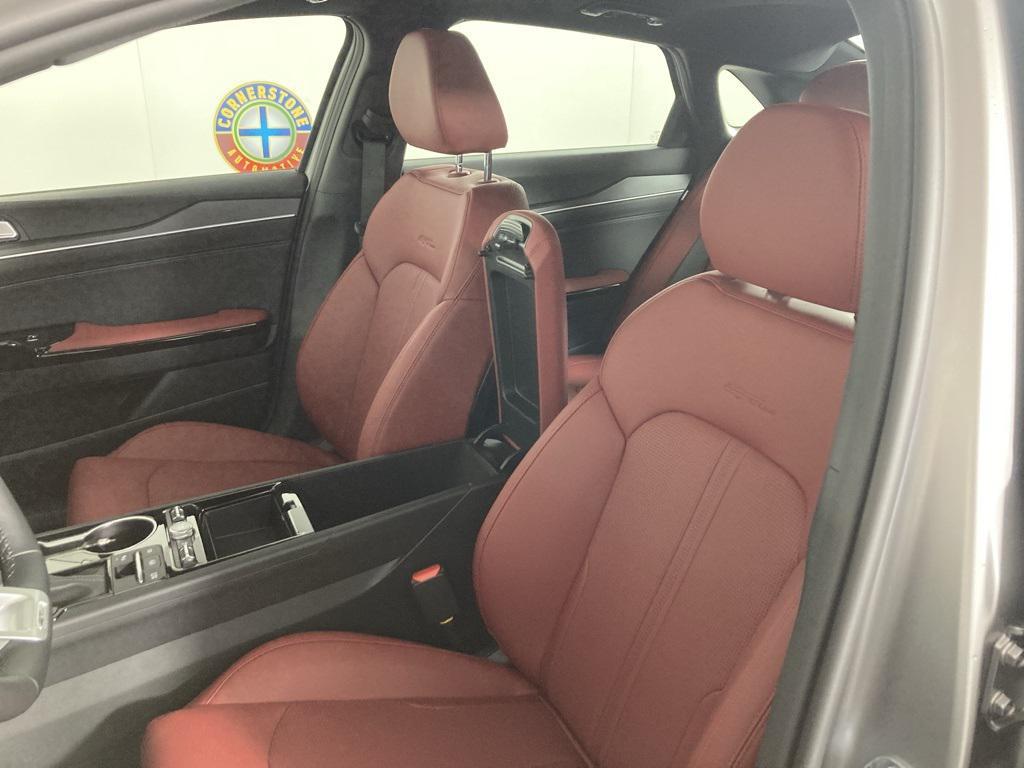 new 2026 Kia K5 car, priced at $32,105