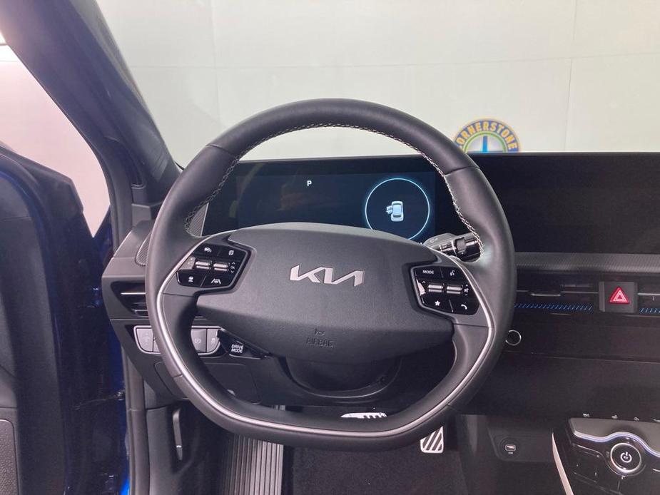 new 2024 Kia EV6 car, priced at $46,615