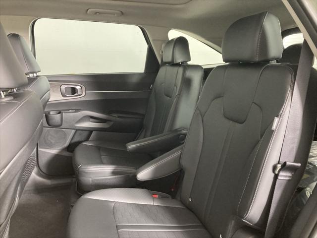 new 2025 Kia Sorento car, priced at $40,471