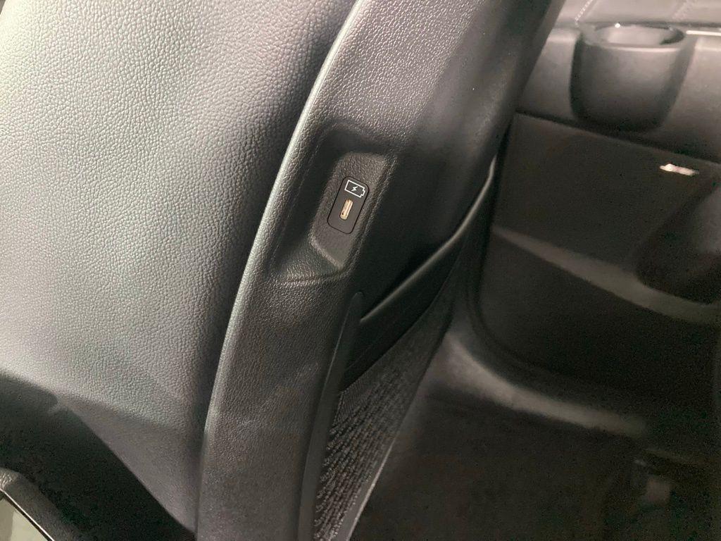 new 2026 Kia Sorento Hybrid car, priced at $44,870