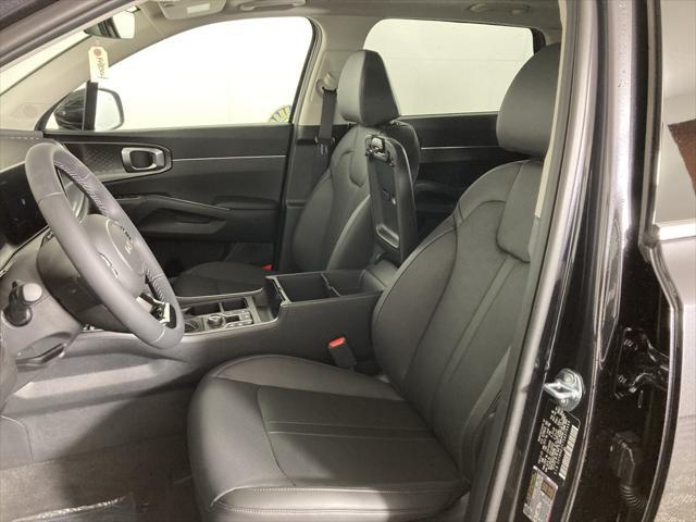new 2025 Kia Sorento car, priced at $38,660