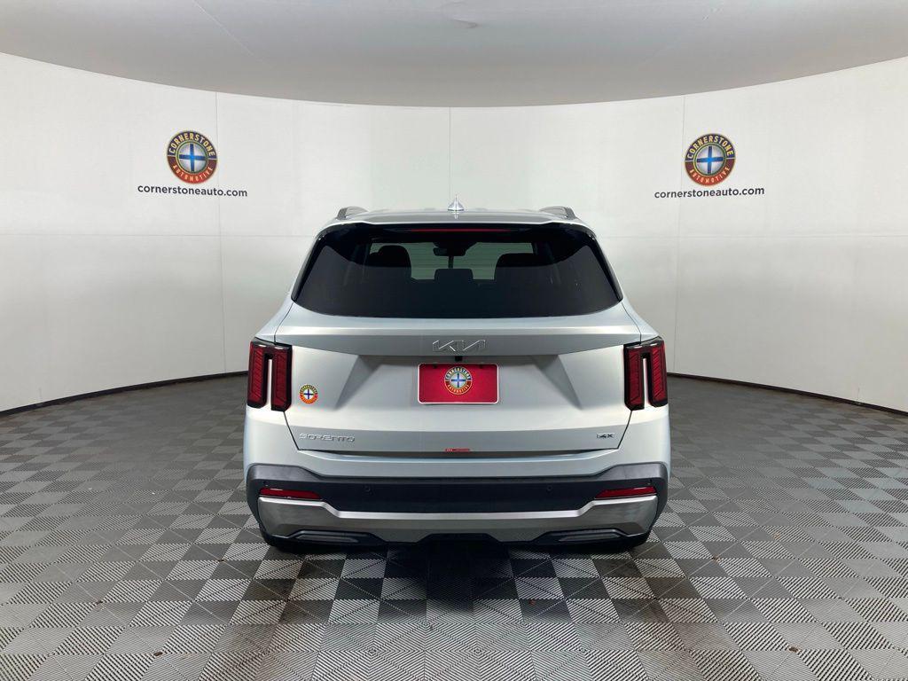 new 2026 Kia Sorento car, priced at $35,230