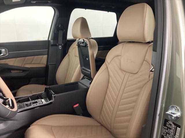 new 2025 Kia Sorento car, priced at $46,703