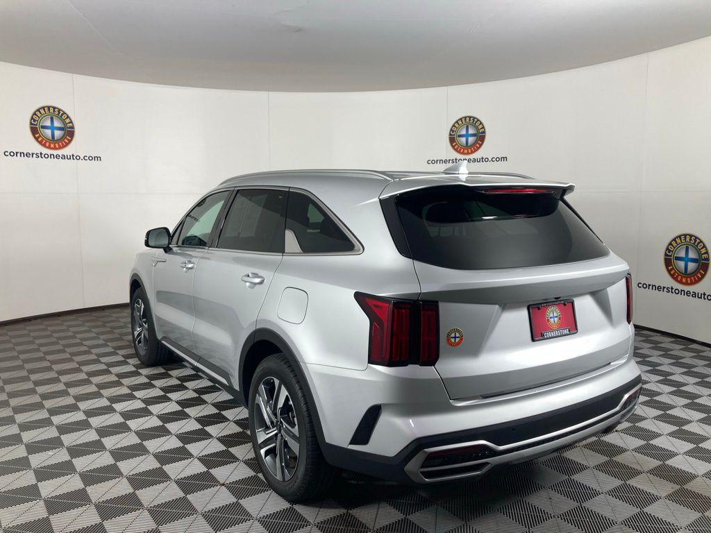 used 2022 Kia Sorento Plug-In Hybrid car, priced at $30,989