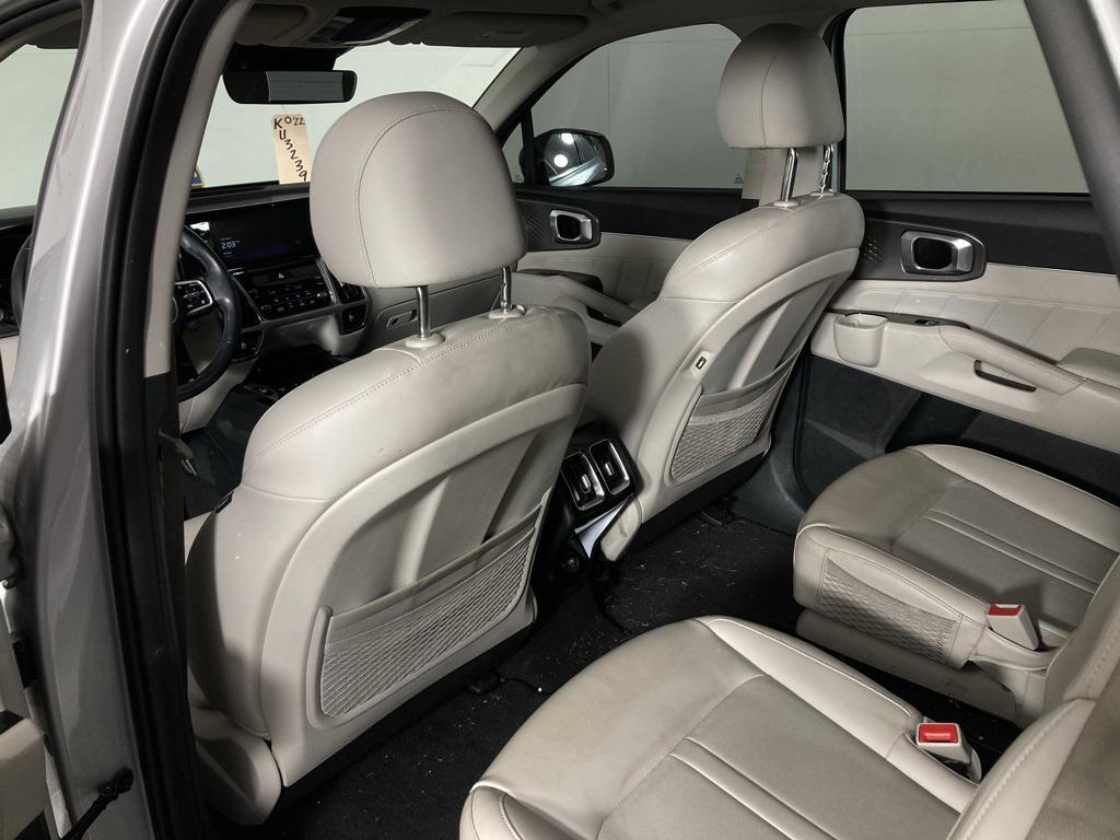 used 2022 Kia Sorento Plug-In Hybrid car, priced at $33,799