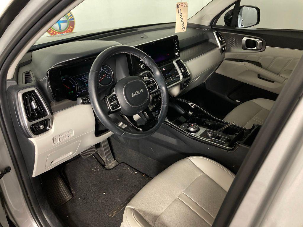 used 2022 Kia Sorento Plug-In Hybrid car, priced at $30,989