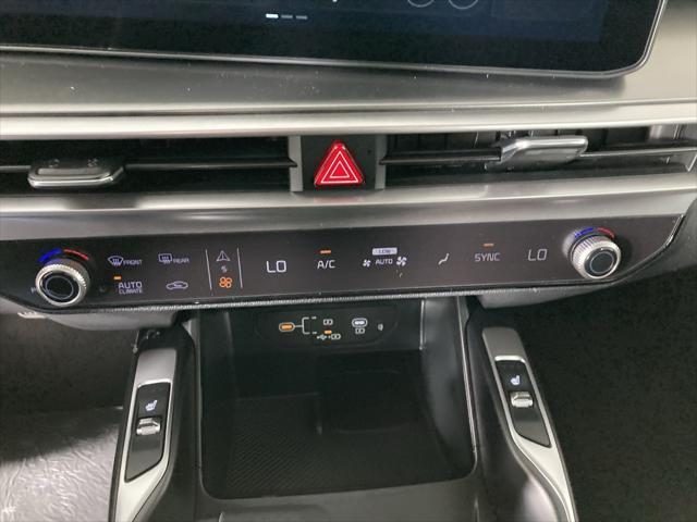 new 2025 Kia Sorento car, priced at $38,740