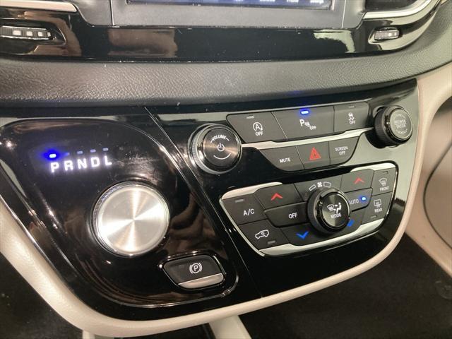 used 2019 Chrysler Pacifica car, priced at $22,999