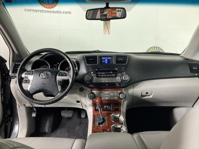 used 2011 Toyota Highlander car, priced at $12,999