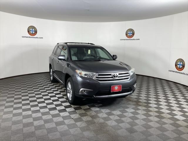 used 2011 Toyota Highlander car, priced at $12,999