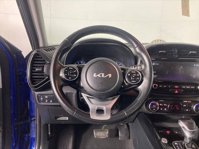 used 2022 Kia Soul car, priced at $15,999