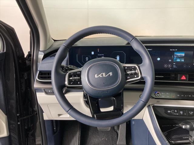 new 2025 Kia Carnival car, priced at $49,160