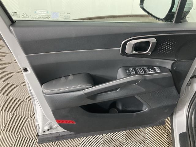 new 2025 Kia Sorento car, priced at $35,965