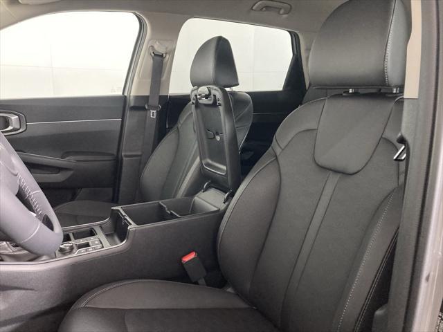 new 2025 Kia Sorento car, priced at $35,965