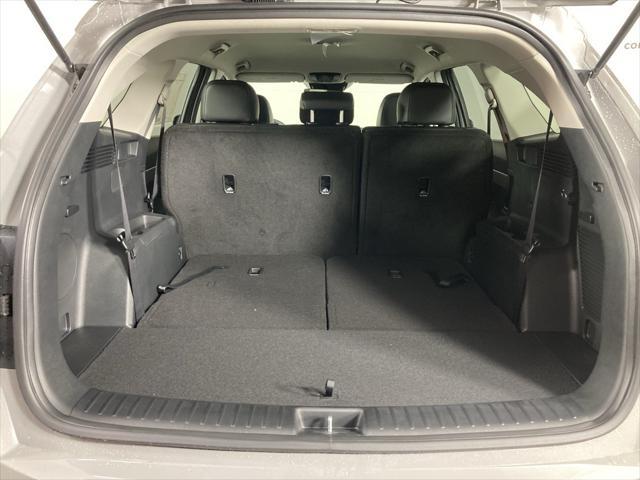 new 2025 Kia Sorento car, priced at $35,965