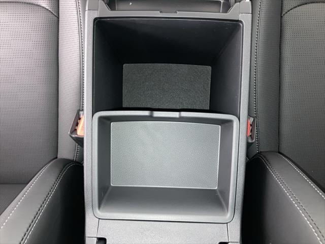new 2025 Kia Sorento car, priced at $37,060