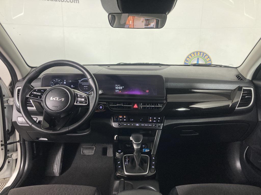 used 2024 Kia Seltos car, priced at $22,999