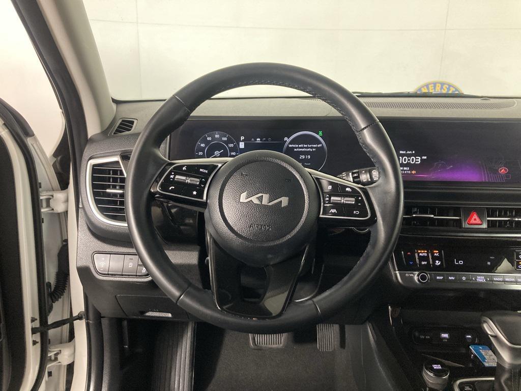 used 2024 Kia Seltos car, priced at $22,999