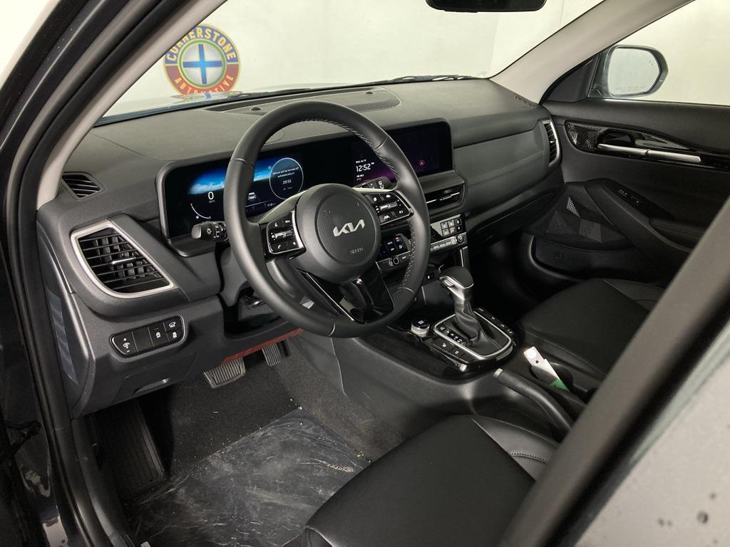 new 2025 Kia Seltos car, priced at $28,100