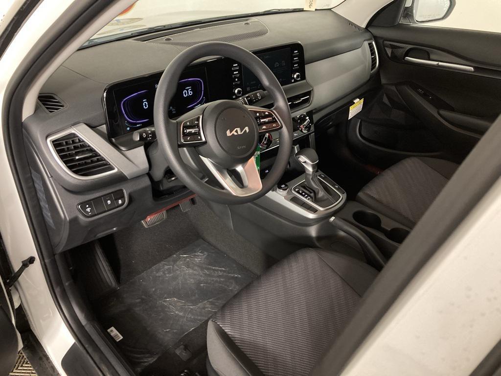 new 2026 Kia Seltos car, priced at $25,370
