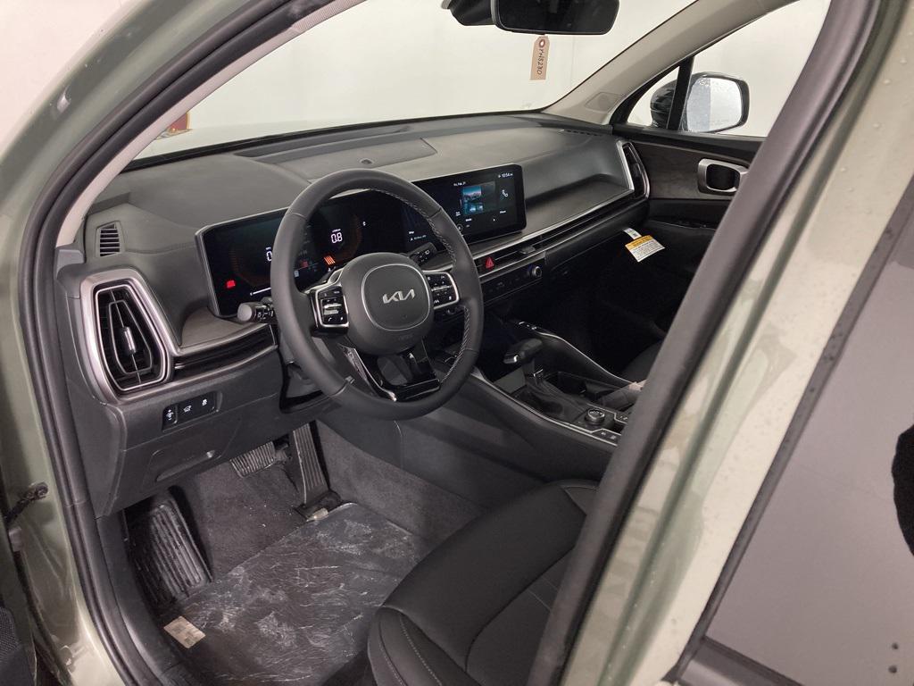 new 2025 Kia Sorento car, priced at $39,252