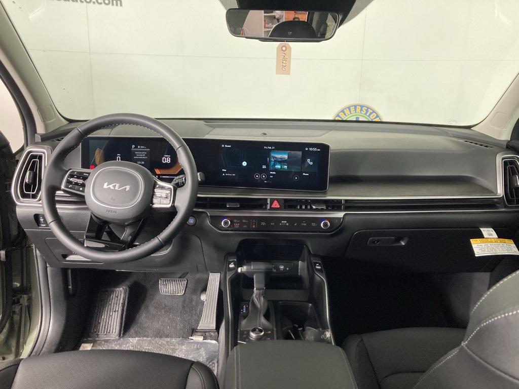 new 2025 Kia Sorento car, priced at $39,252