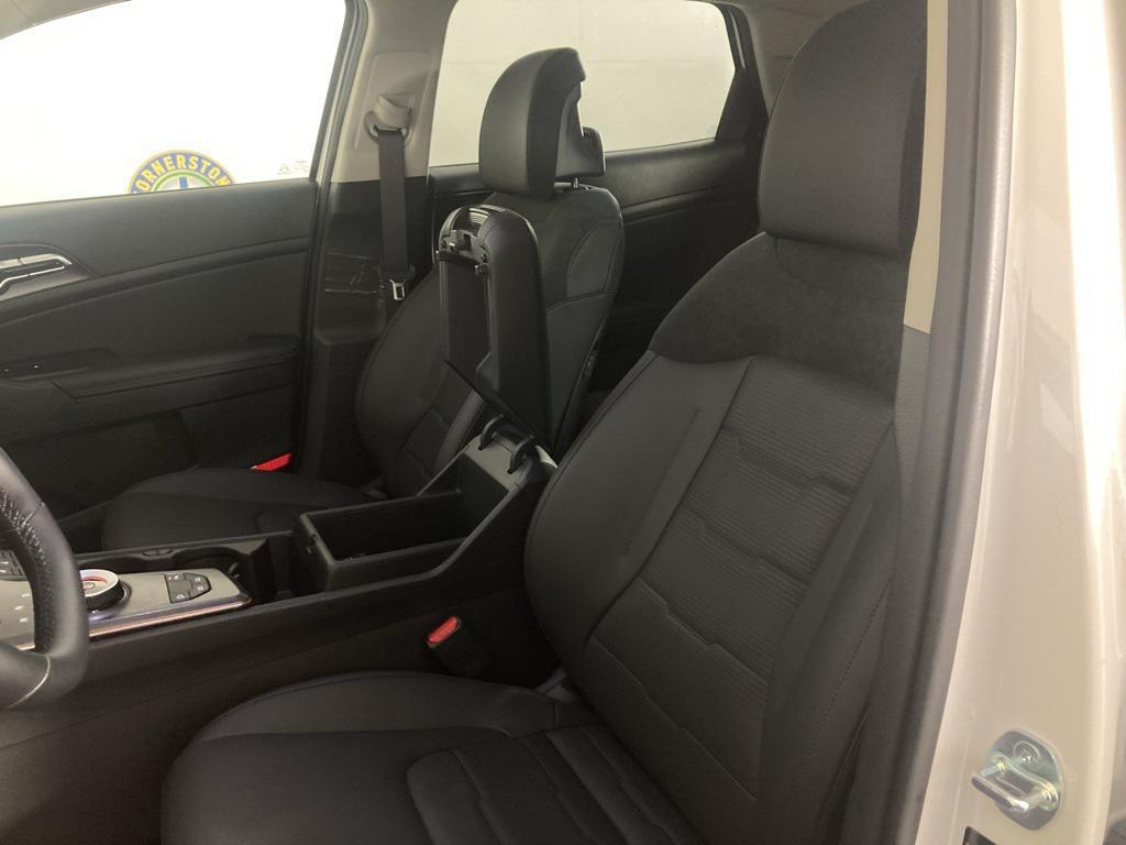 new 2026 Kia Sportage Hybrid car, priced at $41,980