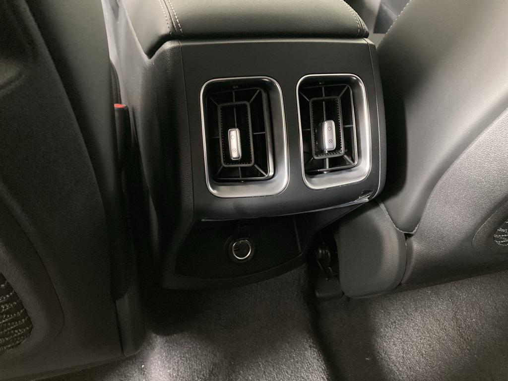 new 2025 Kia Sorento car, priced at $36,030