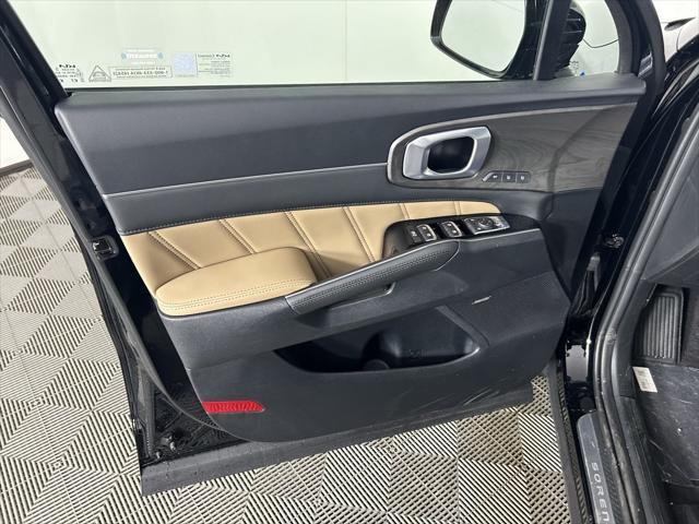 new 2025 Kia Sorento car, priced at $44,693
