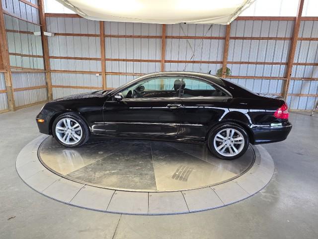 used 2007 Mercedes-Benz CLK-Class car, priced at $11,980