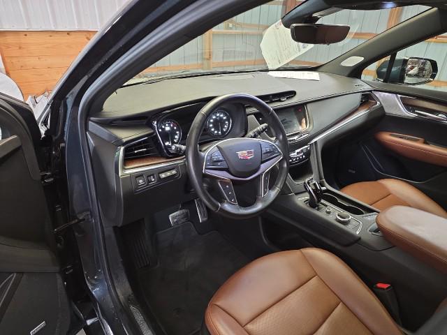 used 2021 Cadillac XT5 car, priced at $33,580
