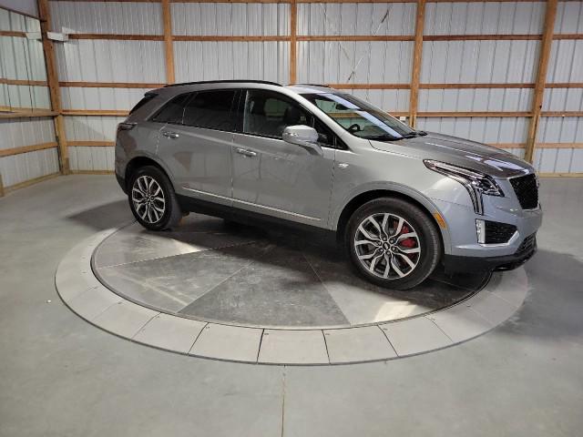 used 2024 Cadillac XT5 car, priced at $45,980