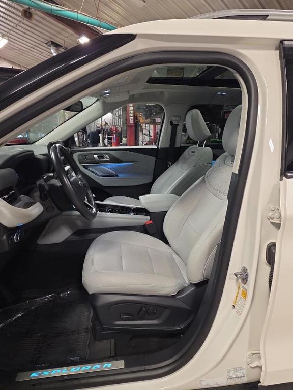 used 2025 Ford Explorer car, priced at $52,980