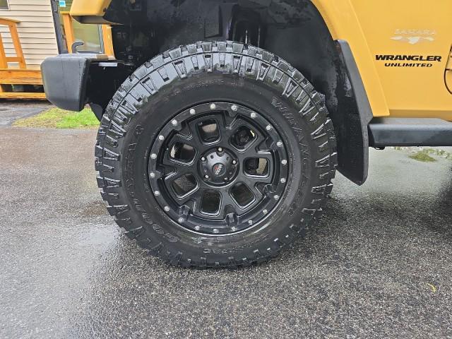 used 2013 Jeep Wrangler Unlimited car, priced at $22,780
