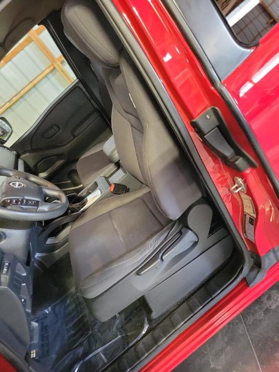 used 2022 Nissan Frontier car, priced at $25,980