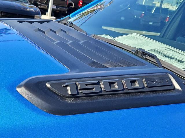 new 2025 Ram 1500 car, priced at $61,888