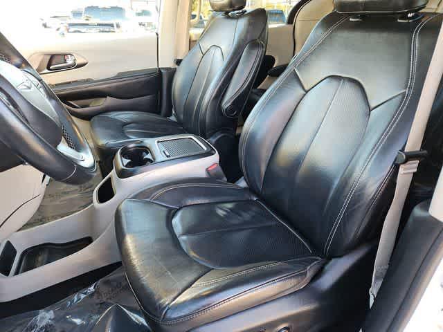 used 2022 Chrysler Pacifica Hybrid car, priced at $18,500