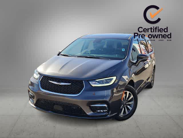 used 2022 Chrysler Pacifica Hybrid car, priced at $25,000