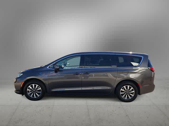 used 2022 Chrysler Pacifica Hybrid car, priced at $25,000