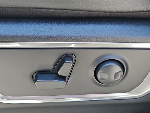 new 2025 Ram 1500 car, priced at $59,721