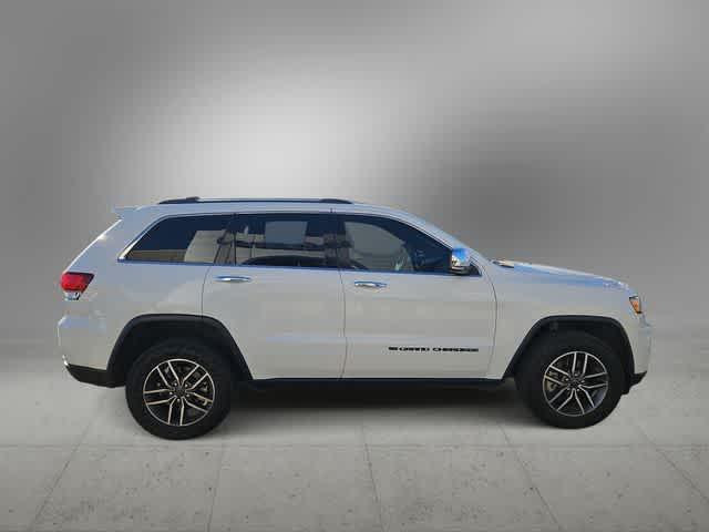 used 2022 Jeep Grand Cherokee car, priced at $20,000