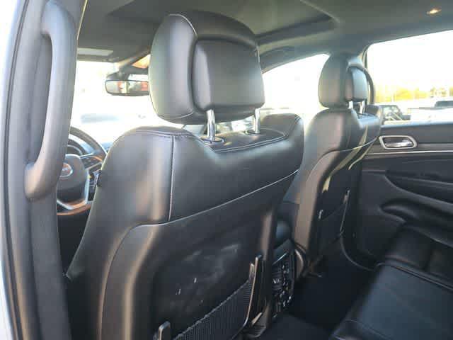 used 2022 Jeep Grand Cherokee car, priced at $20,000