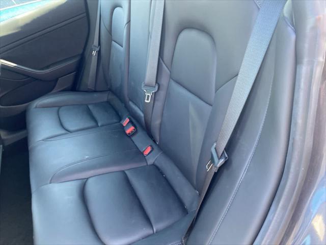 used 2022 Tesla Model 3 car, priced at $31,000