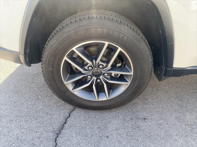 used 2021 Jeep Grand Cherokee car, priced at $23,500