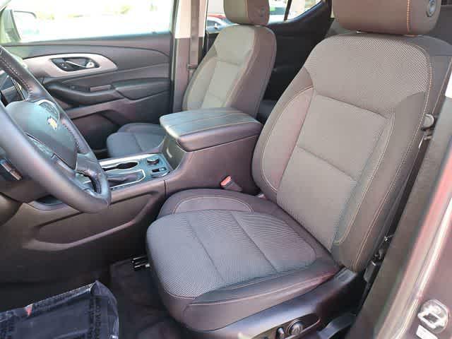 used 2021 Chevrolet Traverse car, priced at $22,500