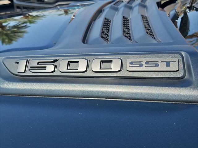 new 2025 Ram 1500 car, priced at $60,470
